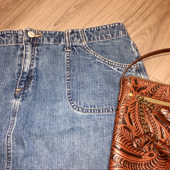 Vintage old navy jean skirt - Picture 2 of 6